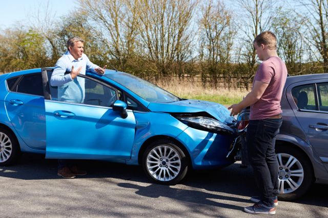 Car Accident Claim: How a Lawyer Can Help You